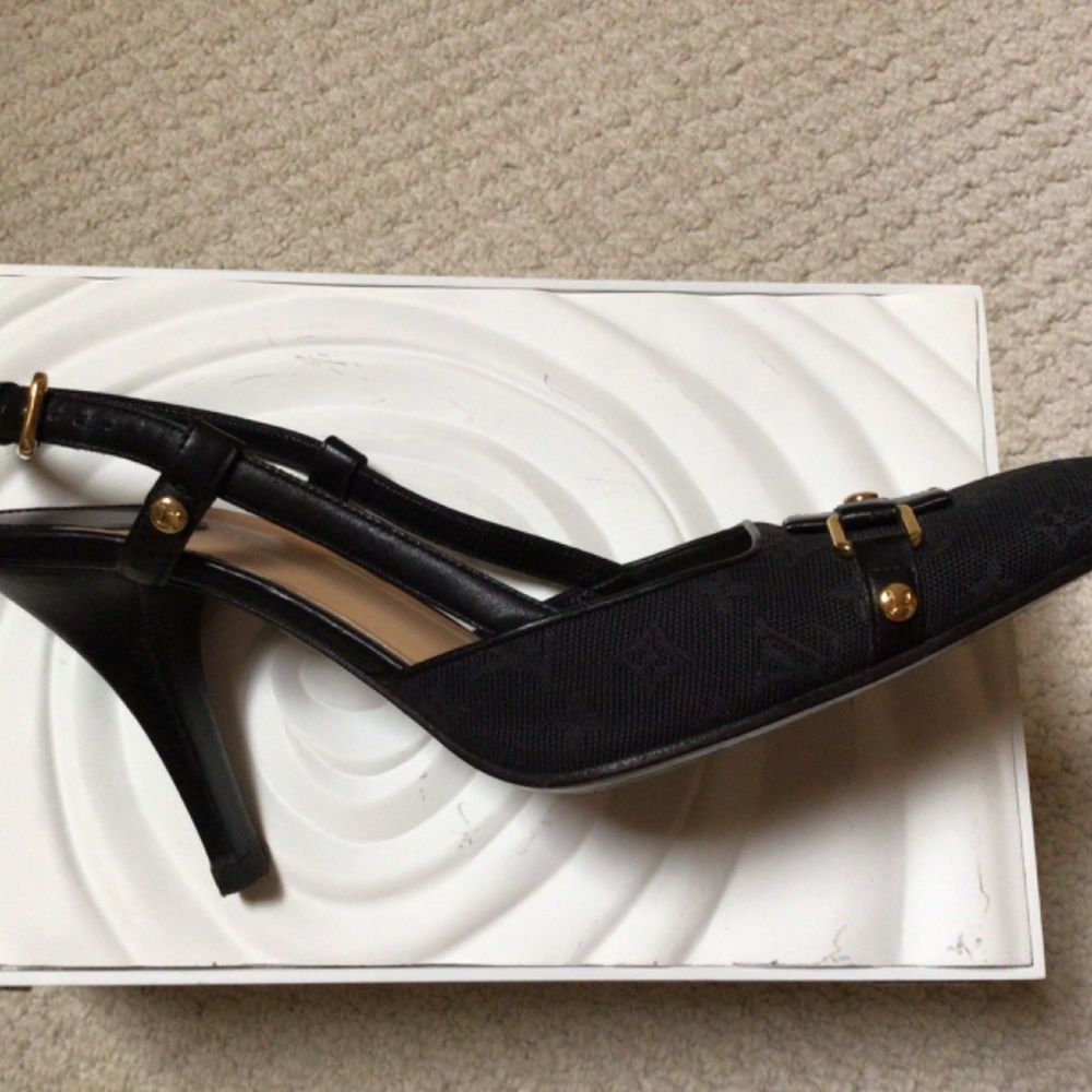Louis Vuitton size 8 or 38, black - Picture 3 of 4